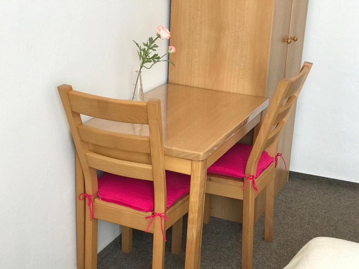 Pension Crhan Mikulov Buitenkant foto