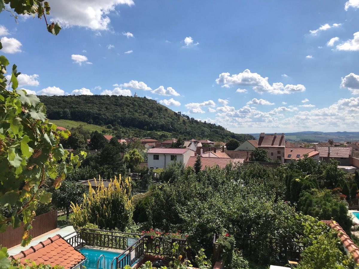 Pension Crhan Mikulov Buitenkant foto
