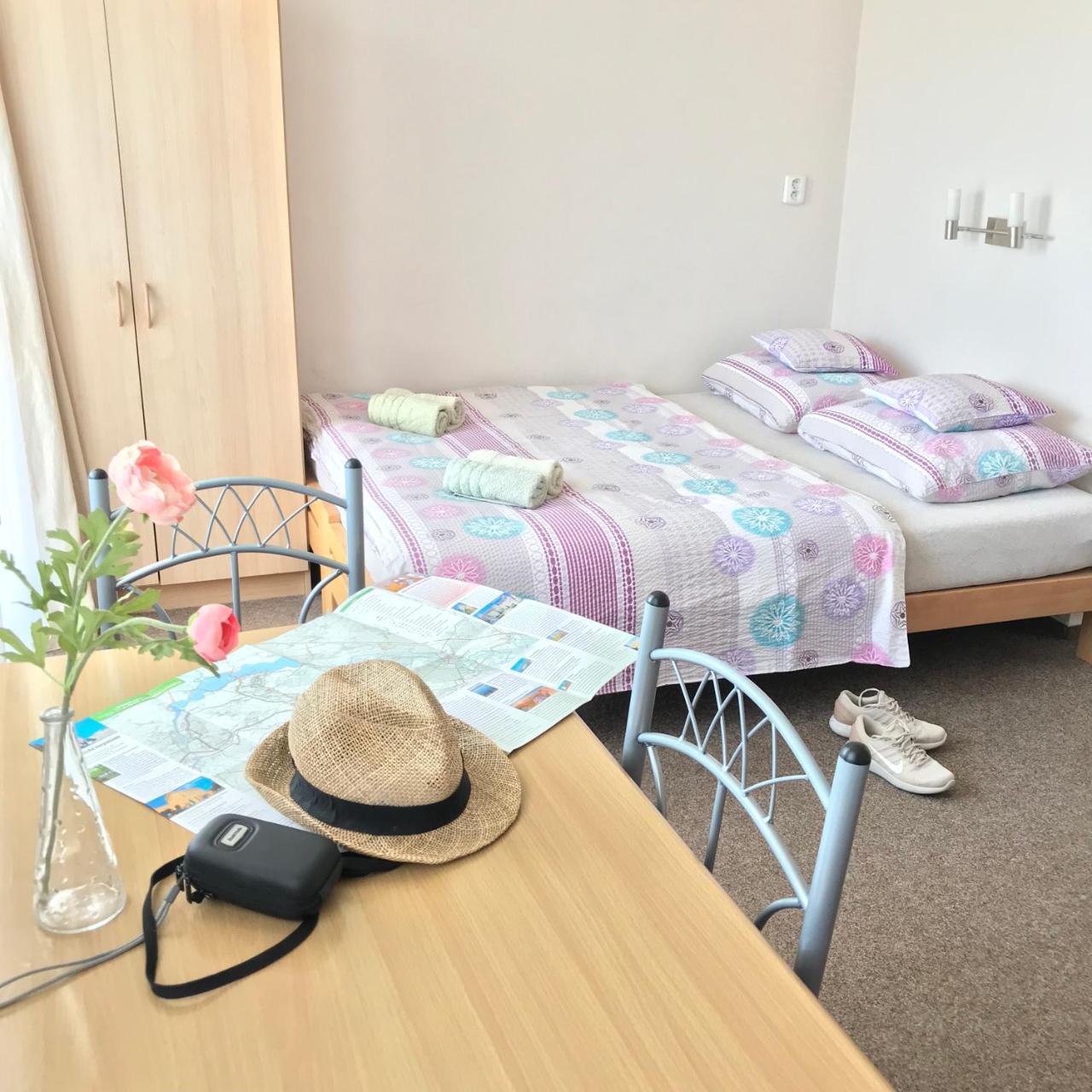 Pension Crhan Mikulov Buitenkant foto